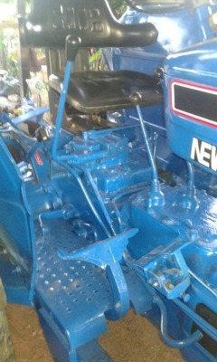 ขายรถไถ6610เสื้อลาย ใบมีหน้า ผานหลังเอกสารใบซื้อขาย พร้อมใช้งานบิ้วใหม่ ลงงานได้เลย