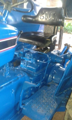 ขายรถไถ6610เสื้อลาย ใบมีหน้า ผานหลังเอกสารใบซื้อขาย พร้อมใช้งานบิ้วใหม่ ลงงานได้เลย