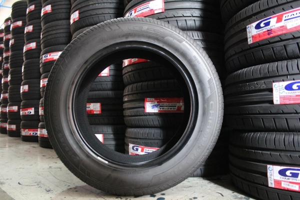 ยาง GT RADIAL CHAMPIRO HPY 255/55R18