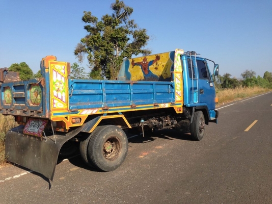 ขาย6ล้อดัมพ์ อีซูซุร็อคกี้ FRR185 6BG1ฝาส้ม ดัมพ์5คิวแชชซีสวย พ.เพาเวอร์ เบรคทิ๊ฟฟี่ แอร์เย็นยาง8.25R16