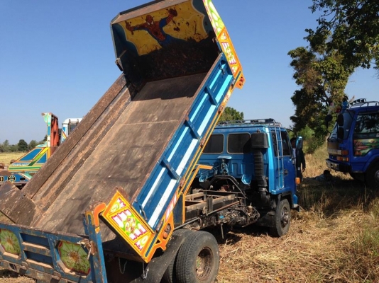 ขาย6ล้อดัมพ์ อีซูซุร็อคกี้ FRR185 6BG1ฝาส้ม ดัมพ์5คิวแชชซีสวย พ.เพาเวอร์ เบรคทิ๊ฟฟี่ แอร์เย็นยาง8.25R16