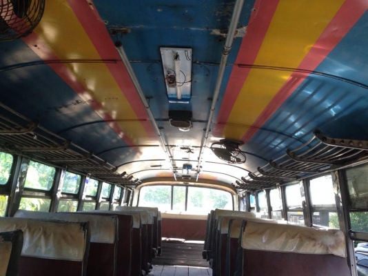 ขายรถบัสโตโยต้า เครื่องอีซูซุ6BD1 39ที่นั่ง ทะเบียนไม่ขาดเอกสารพร้อมโอน รถขับได้เลยครับ ขาย 138000 บาท