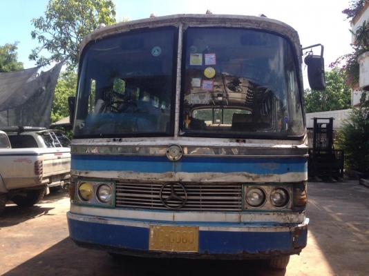 ขายรถบัสโตโยต้า เครื่องอีซูซุ6BD1 39ที่นั่ง ทะเบียนไม่ขาดเอกสารพร้อมโอน รถขับได้เลยครับ ขาย 138000 บาท