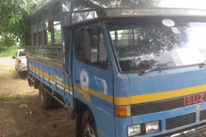 6ล้อรถโดยสาร2แถว ISUZU NPR115ปี37สภาพพร้อมใช้