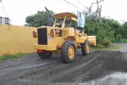 รถตักล้อยาง CATERPILLAR 920 สภาพสมบูรณ์พร้อมใช้งาน
