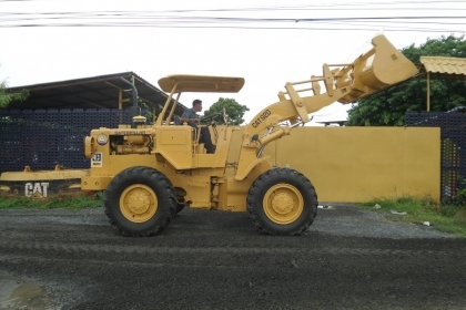 รถตักล้อยาง CATERPILLAR 920 สภาพสมบูรณ์พร้อมใช้งาน