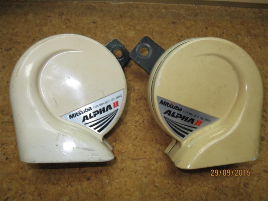 (ลดราคา) แตรหอยโข่ง MITSUBA ALPHA สีขาว ของ Japan แท้ ๆ