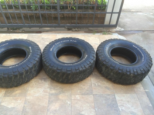 ขายยางbf 315/75/16. ปี08.