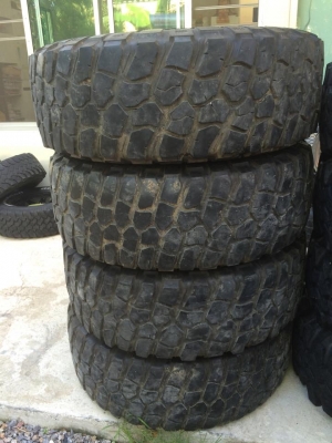 ขายยางbf 315/75/16. ปี08.