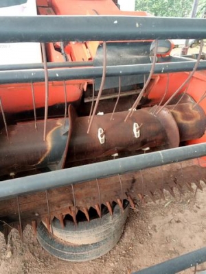 ขายรถเกี่ยวข้าว คูโบต้า รุ่น DC 60 ปี 2552 ขายรถเกี่ยวข้าว คูโบต้า รุ่น DC 60 ปี 2552