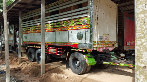 ขายลูกพ่วง3เพลาแท้ ดั้ม