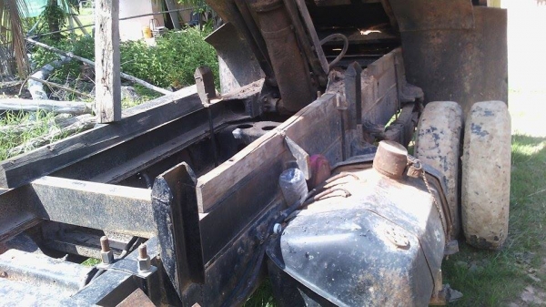 HINO KL หกล้อดั้มยาง8.25 สภาพดี เครื่องเดิมแน่นดี มีทะเบียน พร้อมโอน