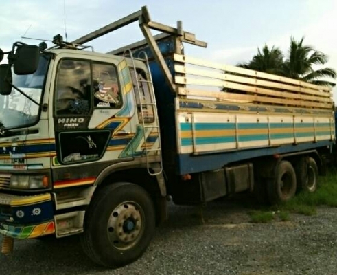 สิบล้อดั้ม ฮีโน่ FM3M-P11-320ปี45 แม่ลูกดั้ม 2เพา สภาพดีสวยบางเดิม พร้อมใช้งาน ทะเบียนพร้อมโอน ราคา 1,150,000บ ราคาเบาๆน่าใช้ ครับท่าน