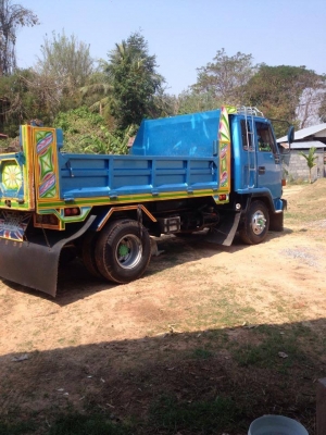 ขาย6ล้อดัมพ์อีซูซุร็อคกี้ท็อป195 พ. เพาเวอร์ เบรคทิ๊ฟฟี่แอร์ ดัมพ์5คิว แชชซีสวยเครื่องดี