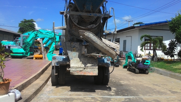 ขายรถโม่ปูน HINO โม่ 3 คิว เครื่อง 220 แรง JO8C สภาพพร้อมใช้งาน