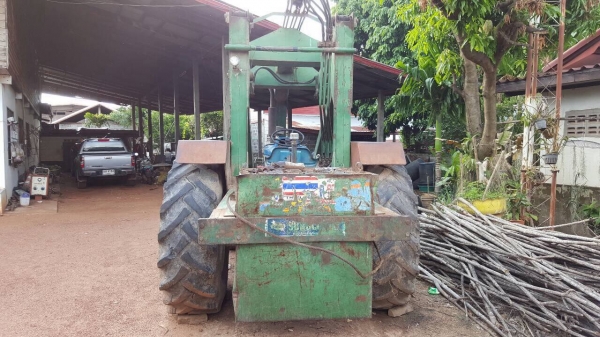 ขายรถไถฟอร์ด 6600 เสื้อลาย ติดคีบสามารถ เอกสารเล่มทะเบียนครบ ยางไม่ค่อยสวย กับมือคีบต้องได้ซ่อมนะครับ ขายรถไถฟอร์ด 6600 เสื้อลาย ติดคีบสามารถ เอกสารเล่มทะเบียนครบ ยางไม่ค่อยสวย กับมือคีบต้องได้ซ่อมนะครับ