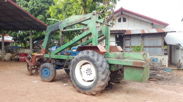 ขายรถไถฟอร์ด 6600 เสื้อลาย ติดคีบสามารถ เอกสารเล่มทะเบียนครบ ยางไม่ค่อยสวย กับมือคีบต้องได้ซ่อมนะครับ ขายรถไถฟอร์ด 6600 เสื้อลาย ติดคีบสามารถ เอกสารเล่มทะเบียนครบ ยางไม่ค่อยสวย กับมือคีบต้องได้ซ่อมนะครับ