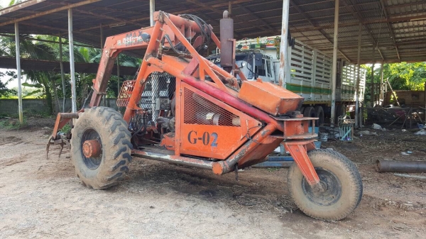 ขายรถคีบอ้อย 3 ล้อ เครื่องดอยซ์ 3 สูบ รถใช้งานอยู่เป็นประจำ เครื่องดี ปั้มดี ราคาคุยได้นิดหน่อยครับ