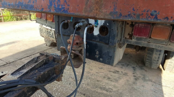 ขายรถพ่วง แม่-ลูกไม่ดั้ม ไอ้หลง FN527M-TD คัสซีสวยตลอดเส้น เครื่องเดิม 6D16 195 แรงม้า เกียร์เดิม 10 สปีด เบรคใหญ่ เพลาบุ๋ม ทะเบียนพร้อมโอน ขายรถพ่วง แม่-ลูกไม่ดั้ม ไอ้หลง FN527M-TD คัสซีสวยตลอดเส้น เครื่องเดิม 6D16 195 แรงม้า เกียร์เดิม 10 สปีด เบรคใหญ่ เพลาบุ๋ม ทะเบียนพร้อมโอน