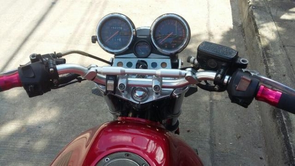 cb400 ปี 95 ทะเบียนโอนนอก ภาษี59   75,000 บาท