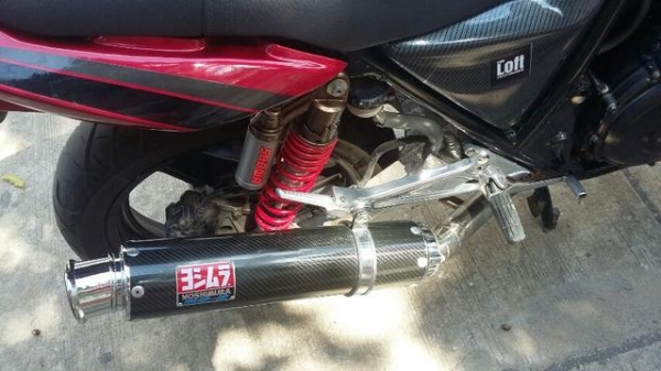 cb400 ปี 95 ทะเบียนโอนนอก ภาษี59   75,000 บาท