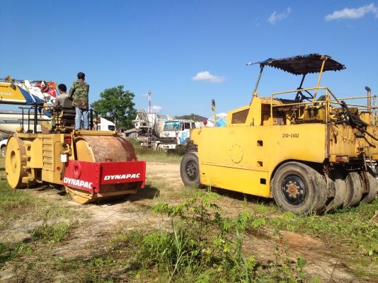 ขายรถบดล้อยาง 7 ล้อ ขายรถบดล้อยาง 7 ล้อ