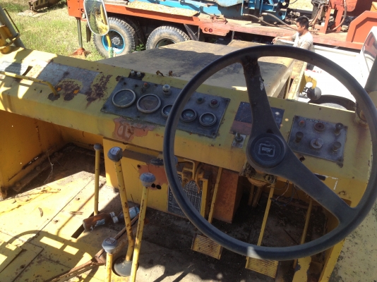 ขายรถบดล้อยาง 7 ล้อ ขายรถบดล้อยาง 7 ล้อ