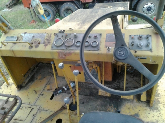 ขายรถบดล้อยาง 7 ล้อ ขายรถบดล้อยาง 7 ล้อ