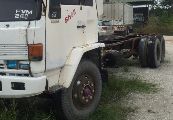 สิบล้อ อีซูซุ ร็อคกี้ 175 เพาเดียว หัวแคซซี สภาพใช้งานได้เครืองดีขับกลับบ้านได้เลย ทะเบียน/โอน ราคา 475,000บ รถเดิมๆ