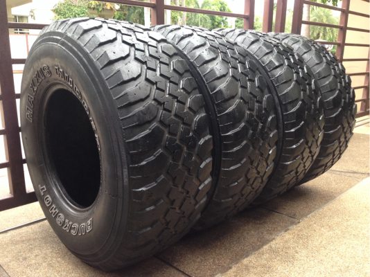 ยาง Mud Maxxis 33 12.5 R15 พร้อมใช้งาน ราคาไม่แพง