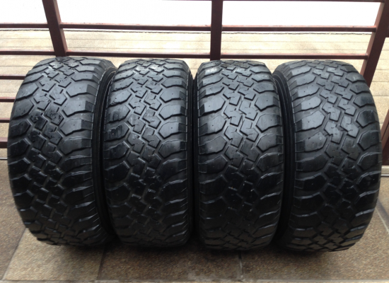 ยาง Mud Maxxis 33 12.5 R15 พร้อมใช้งาน ราคาไม่แพง