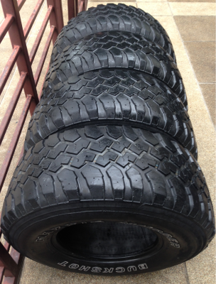 ยาง Mud Maxxis 33 12.5 R15 พร้อมใช้งาน ราคาไม่แพง
