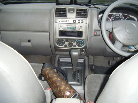 dmax4ประตู4wdออโต้ปี2003 ตัวท็อปสุด รถเดิมๆ ไม่เคยชนหนัก มาดูไม่ผิดหวังแน่นอน รถมือแรก dmax4ประตู4wdออโต้ปี2003 ตัวท็อปสุด รถเดิมๆ ไม่เคยชนหนัก มาดูไม่ผิดหวังแน่นอน รถมือแรก