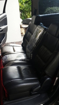 เบาะเสริมกลางแถวสอง สำหรับ Toyota Wish