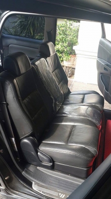 เบาะเสริมกลางแถวสอง สำหรับ Toyota Wish