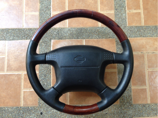 พวงมาลัยและอะไหล่ Cefiro A32