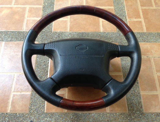 พวงมาลัยและอะไหล่ Cefiro A32