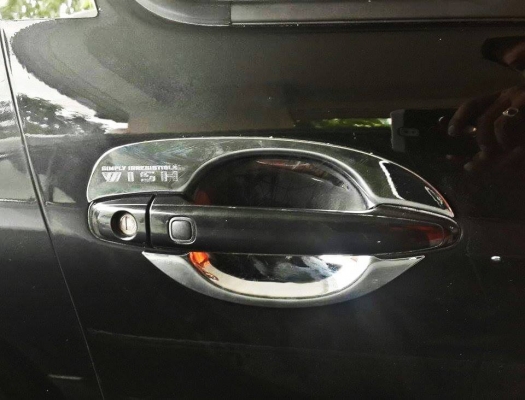 เบ้ามือเปิดประตูโครเมียม Toyota Wish