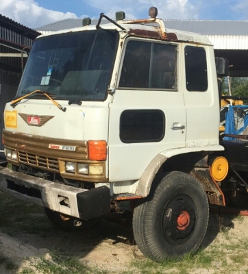 หัวลาก 2เพา ฮีโน่ 221 สภาพดีสวยพร้อมใช้งาน ทะเบียนพร้อมโอน  ราคา 495,000บ ต่อรองได้