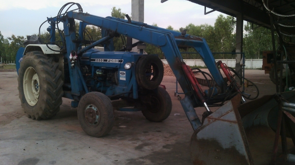 ขายรถไถ ford 5000 T 1 ขายรถไถ ford 5000 T 1