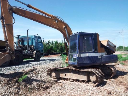 ขาย Komatsu Pc120 รุ่น 3 สภาพพร้อมใช้งาน ราคา 420,000 บาท ขาย Komatsu Pc120 รุ่น 3 สภาพพร้อมใช้งาน ราคา 420,000 บาท
