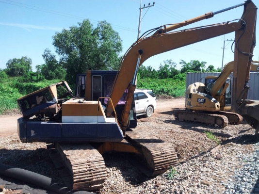 ขาย Komatsu Pc120 รุ่น 3 สภาพพร้อมใช้งาน ราคา 420,000 บาท ขาย Komatsu Pc120 รุ่น 3 สภาพพร้อมใช้งาน ราคา 420,000 บาท