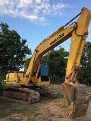 ขาย Komatsu Pc200 รุ่น 7 ราคา 1,690,000 บาท พร้อมใช้งาน ขาย Komatsu Pc200 รุ่น 7 ราคา 1,690,000 บาท พร้อมใช้งาน