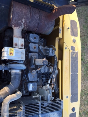 ขาย Komatsu Pc200 รุ่น 7 ราคา 1,690,000 บาท พร้อมใช้งาน ขาย Komatsu Pc200 รุ่น 7 ราคา 1,690,000 บาท พร้อมใช้งาน