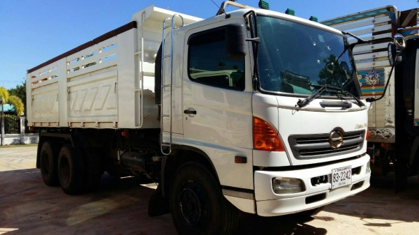 ขายรถบรรทุก 10 ล้อดัมพ์ HINO MEGA 260 แรงม้าปี 2551 ราคา 1600000