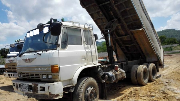 สิบล้อมือสอง,Hino Sumo227 EM100 เดิมๆ ดั๊มสองเพลา