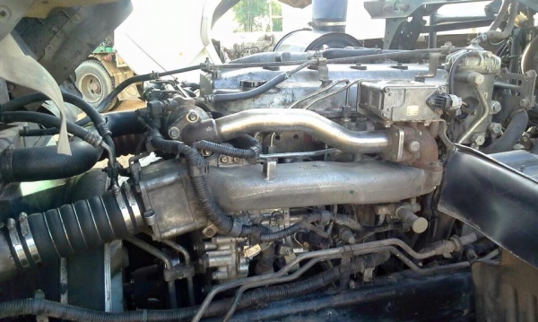 ขายหัวลาก 330 ยี่ห้อ HiNo รุ่น FM1A ปี52