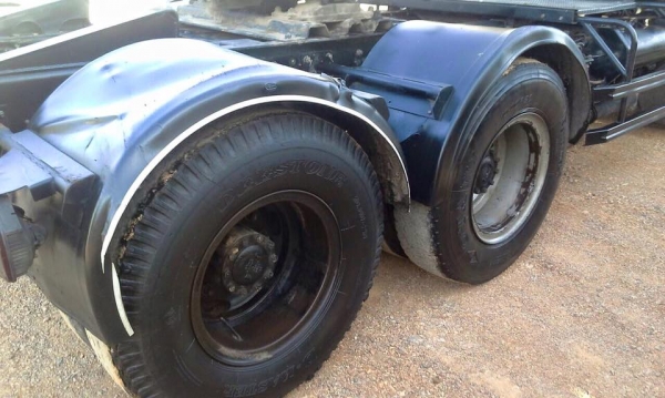 ขายหัวลาก 330 ยี่ห้อ HiNo รุ่น FM1A ปี52