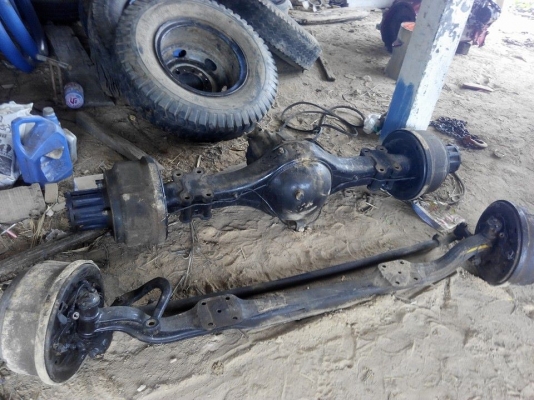 ขายครับช่วงล่างสิงใฮเทค40000ต่อรองได้ครับ กะทะ+ยาง6เส้น ขอบ20