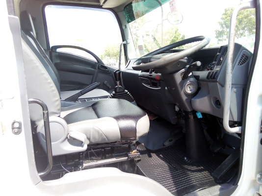 6 ล้อกลาง  *Euro.3*  ISUZU  FRR  210 แรงม้า *คอมมอนเรว*  *ยาว 5.60ม.*  รถสวยเดิม+สวยจริง+พร้อมใช้งาน * รถห้างแท้ * มีเล่มพร้อมโอน*